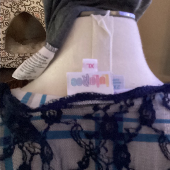 LuLaRoe Joy Lace Vest-Navy, XL - Picture 3 of 4